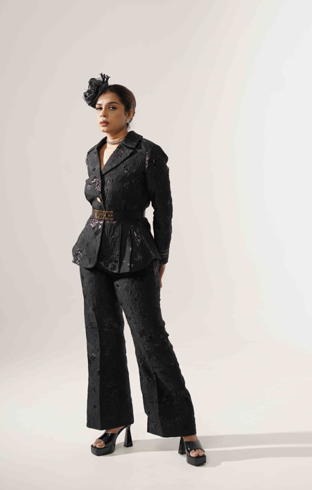 Born to reign bottom